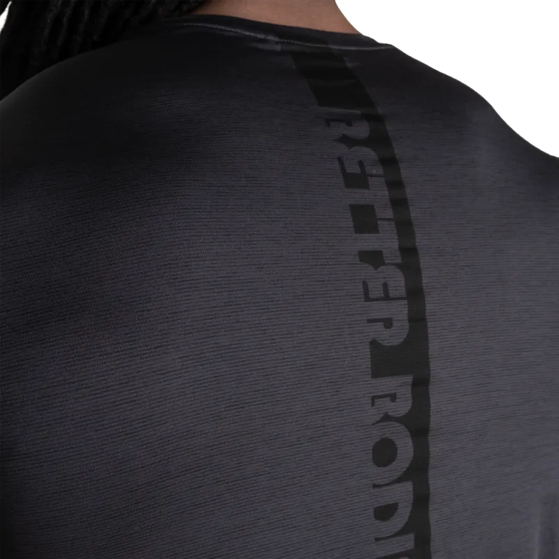 Better Bodies Essex Stripe Tee, mørk grå t-skjorte